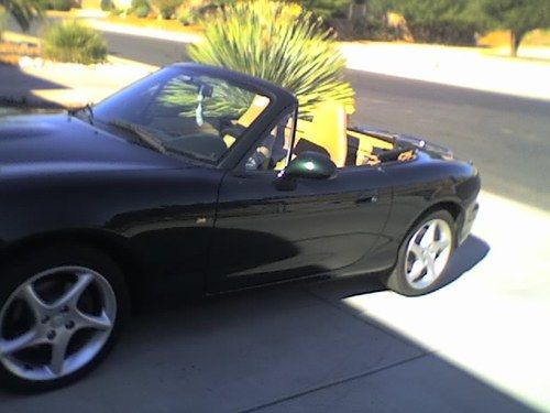 For sale-2001 miata-mx5 6 speed