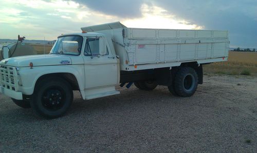 1965 ford f600 28,000 miles immaculate, all original
