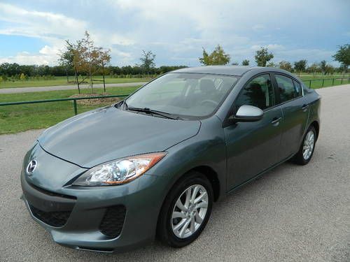 2012 mazda 3 2.0 w/skytactive 4dr sunroof low miles-- free shipping