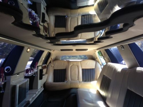 2005 lincoln town car westwind 120 inch stretch limousine 4-door 4.6l