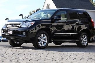 Black auto awd only 13,592 miles navigation comfort plus pkg loaded with options