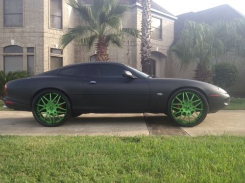 Jaguar xk8 2dr coupe on 24&#039;&#039; forgiato wheels-black wrap**car show winner!!!