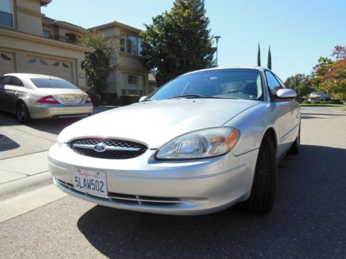 2000 ford taurus low milage, new tires