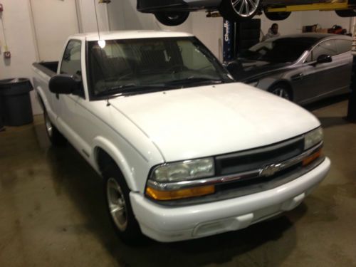 1999 chevrolet s-10 low reserve call (630)960-2000