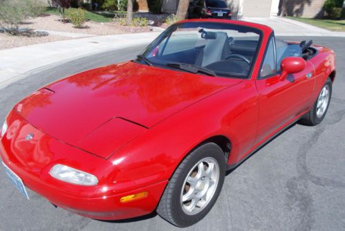 1997 mazda miata mx-5, 4 cylinder w/air and car cover - red - 5 speed
