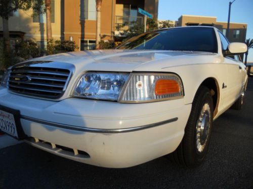 Ford crown victoria dedicated cng vehicle low low miles solo carpool access ca