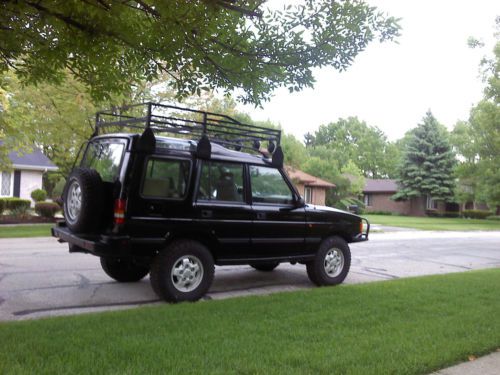 Off road ready  - 1996 land rover discovery - ultimate prepper vehicle