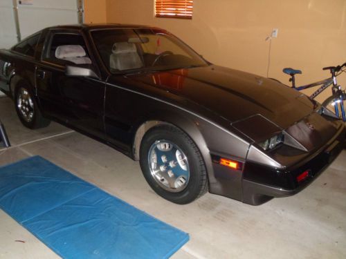 1985 Nissan 300ZX Charcoal Base Coupe 2-Door 3.0L, image 5