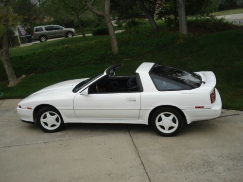 1992 toyota supra turbo hatchback 2-door 3.0l