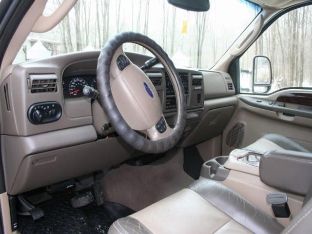 2003 - ford excursion