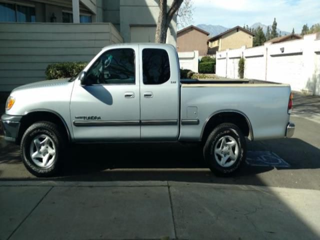 Buy Used 2000 Toyota Tundra Sr5 In Los Angeles California