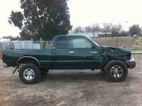 Repairable Cars For Sale >> Buy used 2000 Toyota Tacoma SR5....4x4...salvage...Repairable in Louisville, Kentucky, United States Repairable Cars For Sale >> Buy used 2000 Toyota Tacoma SR5....4x4...salvage...Repairable in Louisville, Kentucky, United States