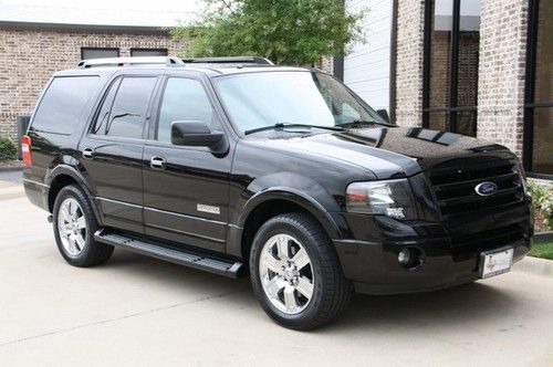 Rear dvd,20 chrome wheels,sunroof,2nd row buckets,pwr liftgate,blk/blk leather!