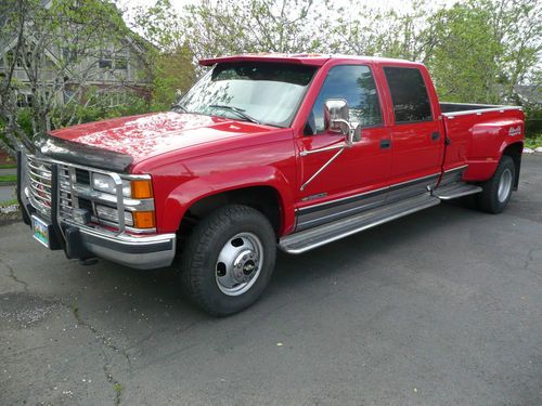 1997 crew cab 4x4  57,000 miles, one family owned, diesel, rust-free, rare gem!
