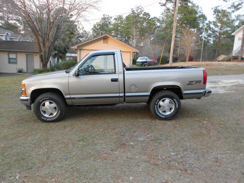 1998 chevrolet like new wow look !!!!  only 40 thosand miles