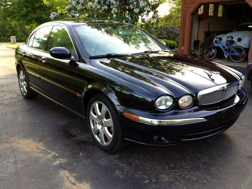 2002 jaguar x-type, 5 speed, navigation, no reserve!