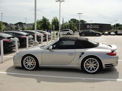 Turbo s cabriolet..like new..low miles