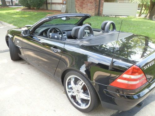 1998 mercedes-benz slk230 kompressor convertible 2-door 2.3l