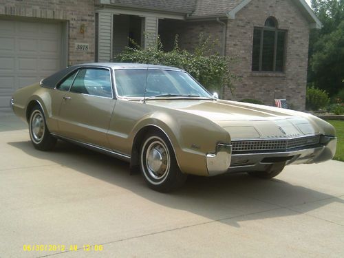 1967 oldsmobile toronado