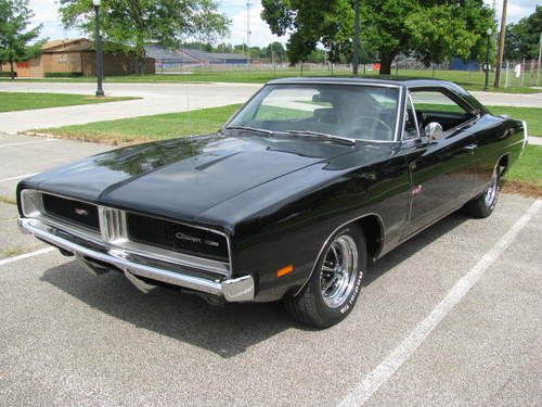 1969 dodge charger se 4 speed real black car