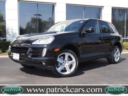 Cayenne s one owner navigation back/up cam heated seats park assist + a lot more