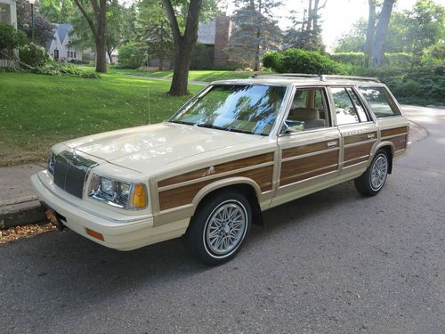 1987 chrysler town and country woody wagon