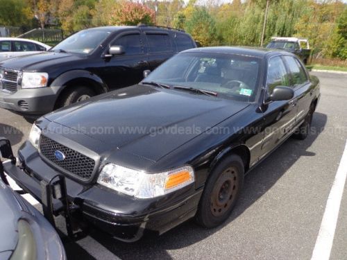 2005 crown victoria police interceptor, p71 police car