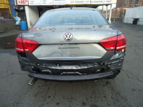 2013 Volkswagen Passat TDI Diesel Leather - Front End Hit - Salvage/Repairable, image 2