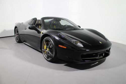 Spider ferrari approved cpo 7 year maint warranty low miles black 458 spider
