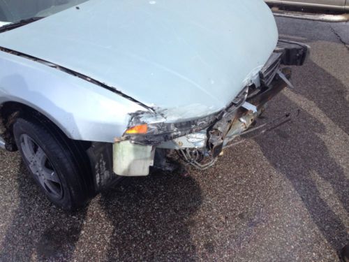 Junk &#039;03 mitsubishi galant. must go before saturday. tires, doors, engine intact