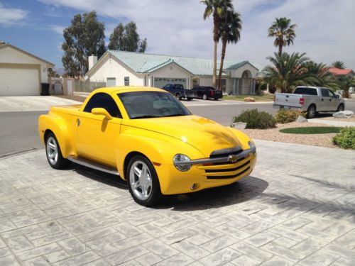 2004 chev ssr with all the right equipment, sling shot yellow