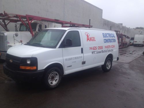 2003 chevrolet express 2500 not salvage damaged work van project car