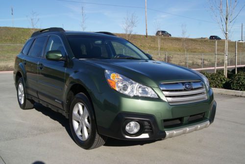 2013 subaru outback 3.6r limited. 4k miles. leather. sunroof. winter package!