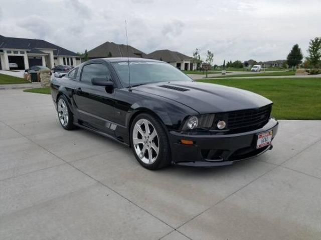 2005 ford mustang sc