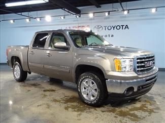 Z71,chrome wheels,heated leather,remote start,on star, like new!!!