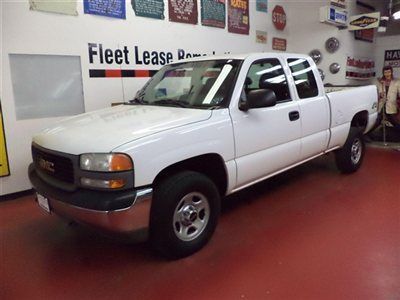No reserve 2002 gmc sierra 1500 w/t 4x4 ext cab, 1 owner off corp.lease