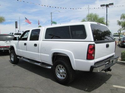 2005 4X4 4WD 8.1L V8 WHITE AUTOMATIC CREW CAB PICKUP TRUCK CAMPER SHELL, image 3