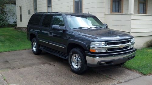 Suburban chevrolet 3/4 ton 2005