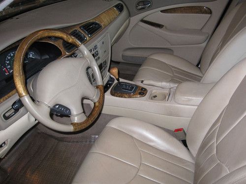 2000 jaguar s-type 4.0 l, 25,000 miles one owner immaculate condition, like new