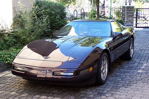1992 corvette zr-1 zr1 coupe lt1 mint. rare black rose/tan only 19,000 miles!!