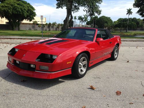 1990 chevrolet camaro iroc-z convertible 2-door 5.0l