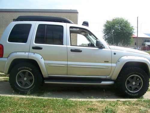 Purchase used 2003 Jeep Liberty Renegade 4WD V6/3.7L in Rushville