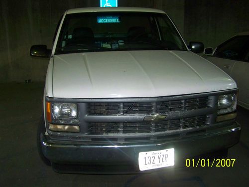 One owner 1997 chevy 1500 pick up 129.950- milds buy now 2,400.00 firm