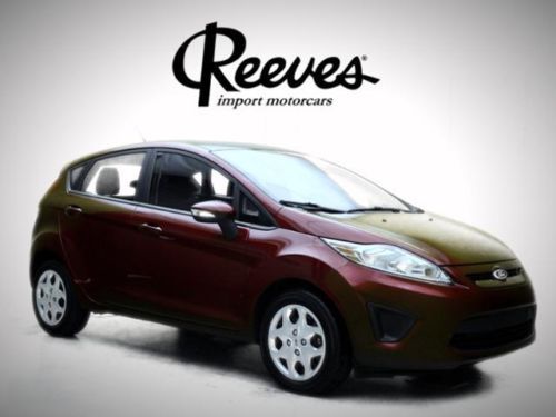 2013 ford fiesta 5dr hb low mileage 5-speed m/t a/c am/fm stereo