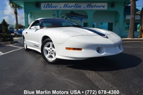 25th anniversary low miles one owner 5.7 lt1 v8 auto vert trans am muscle car