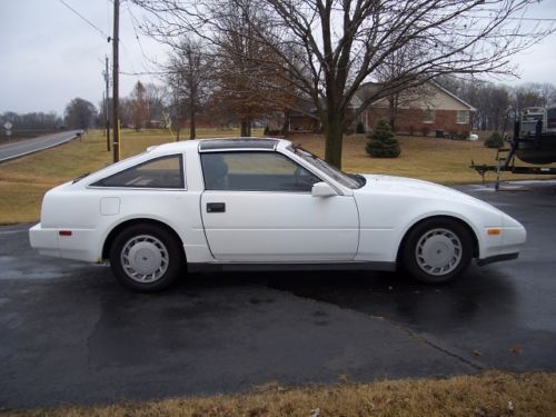 1988 nissan 300zx v6 non turbo t-tops very clean car 5 speed that runs great!