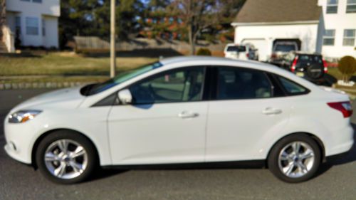 2013 ford focus se sedan 4-door 2.0l 5 speed manual transmission rebuilt salvage