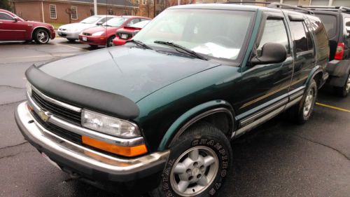 1998 chevy blazer ls  182,048 miles have key starts &amp; runs 4x4