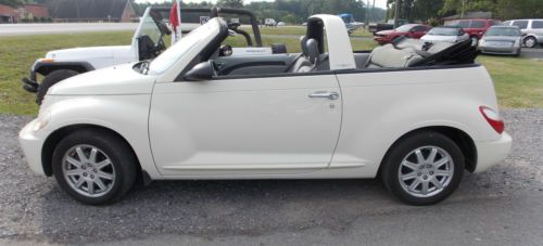 2007 chrysler pt cruiser base convertible 2-door 2.4l