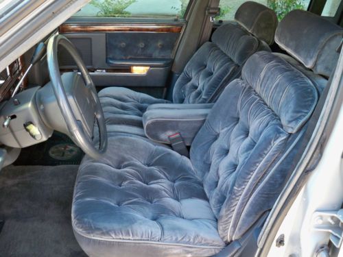 1990 chrysler new yorker interior